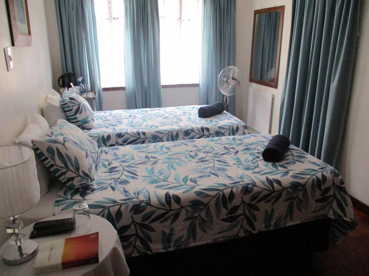 White Rose Guest House Vanderbijlpark Eksteriør bilde